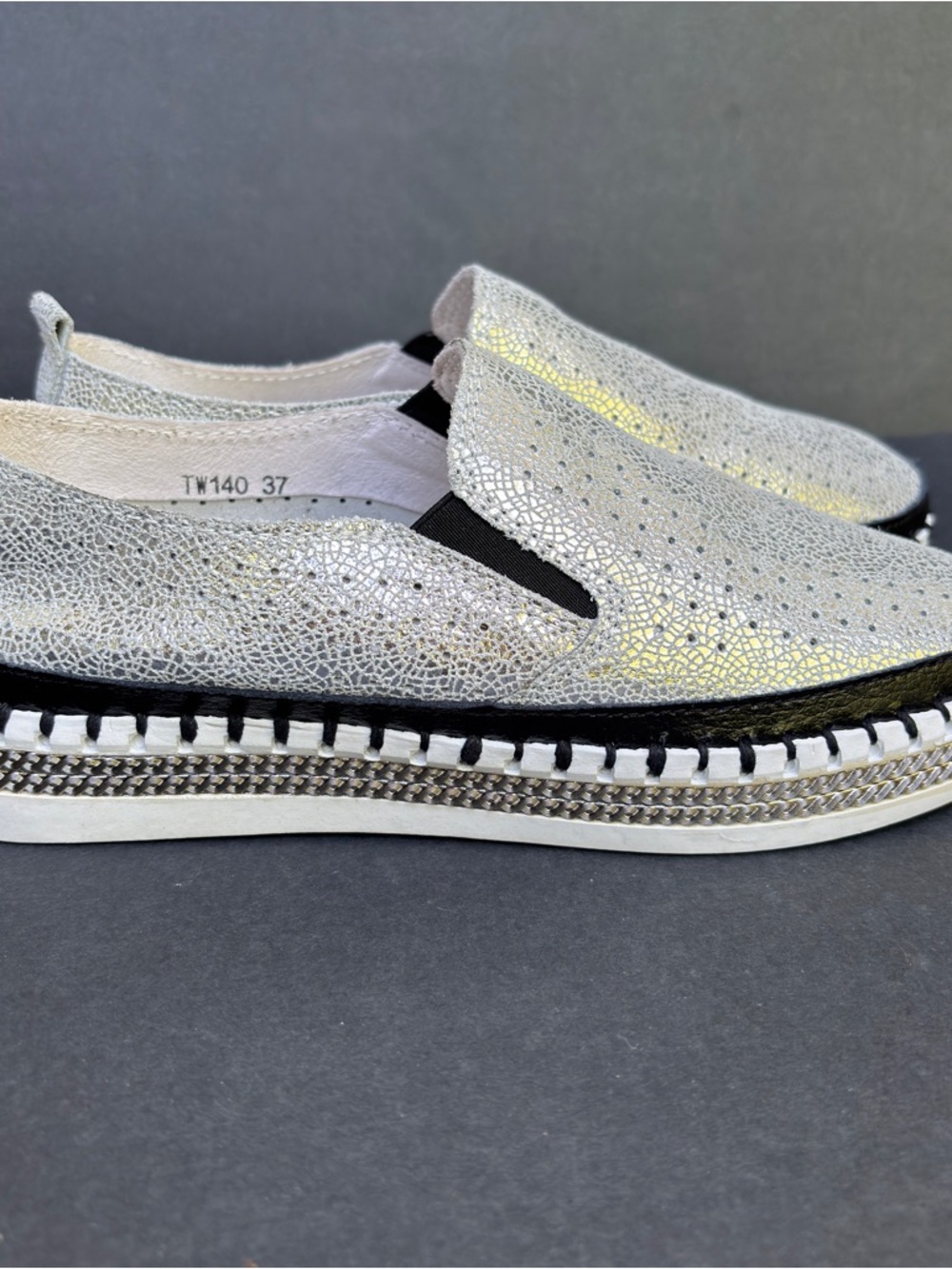 Bernie Mev Size US 6 (37) Metallic Slip On Sneakers Y2K - Picture 4 of 8